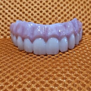 Upper Full Arch Zirconia Implant Sample
